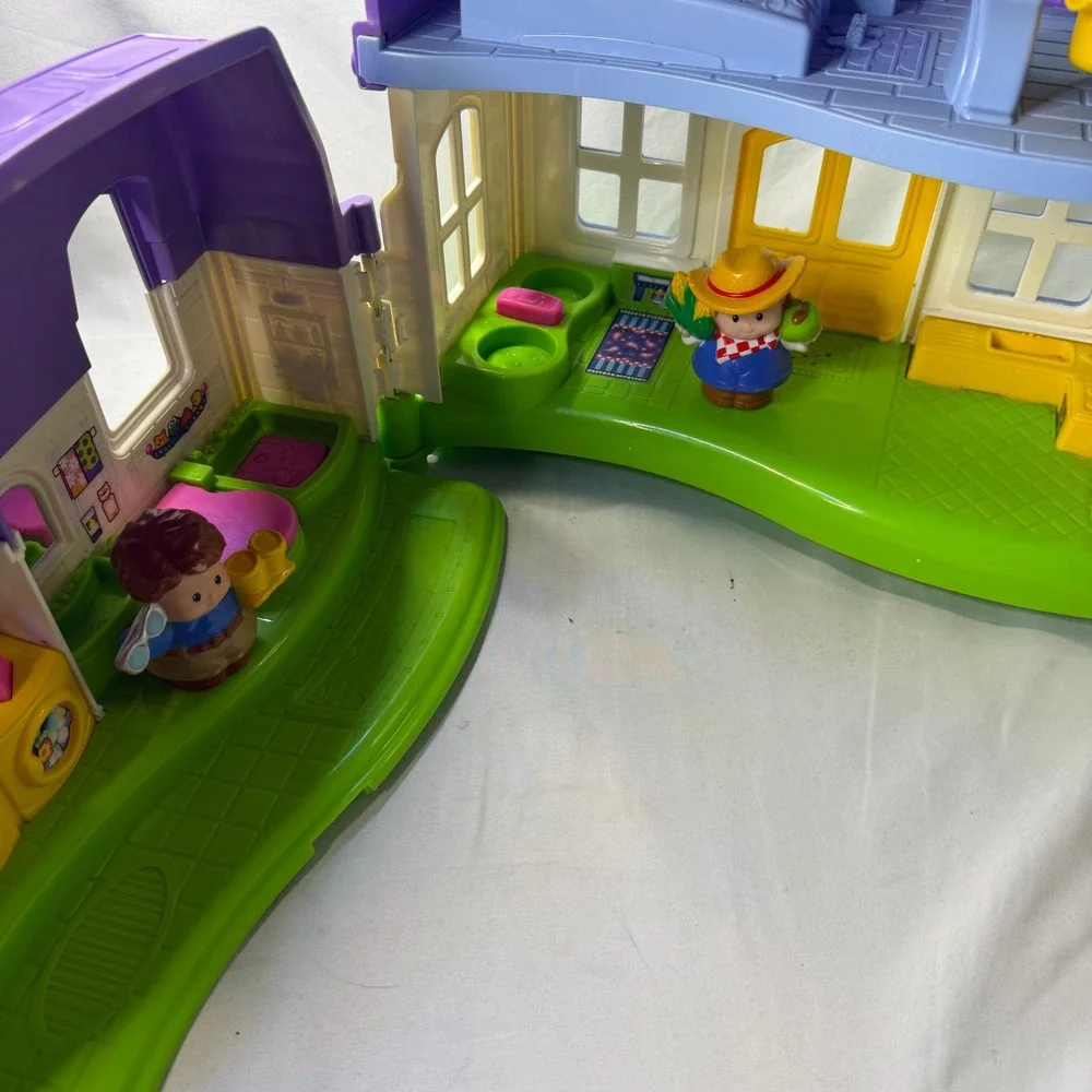 Fisher-Price Little People Happy Sounds Home Purple Dollhouse W/Figures WORKs